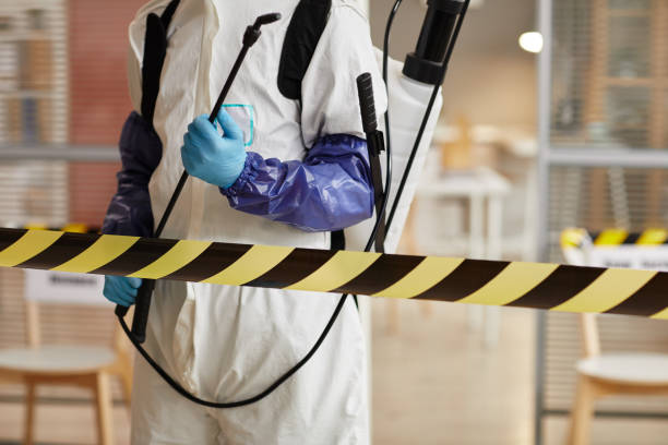 Professional Biohazard technician working in Washington Navy Yard, DC